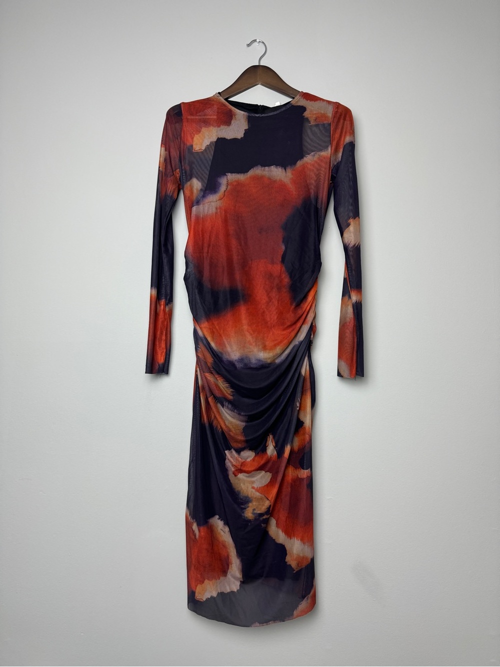 NWT Long Sleeve Orange & Black Ruched Indefeir Midi Dress Size L